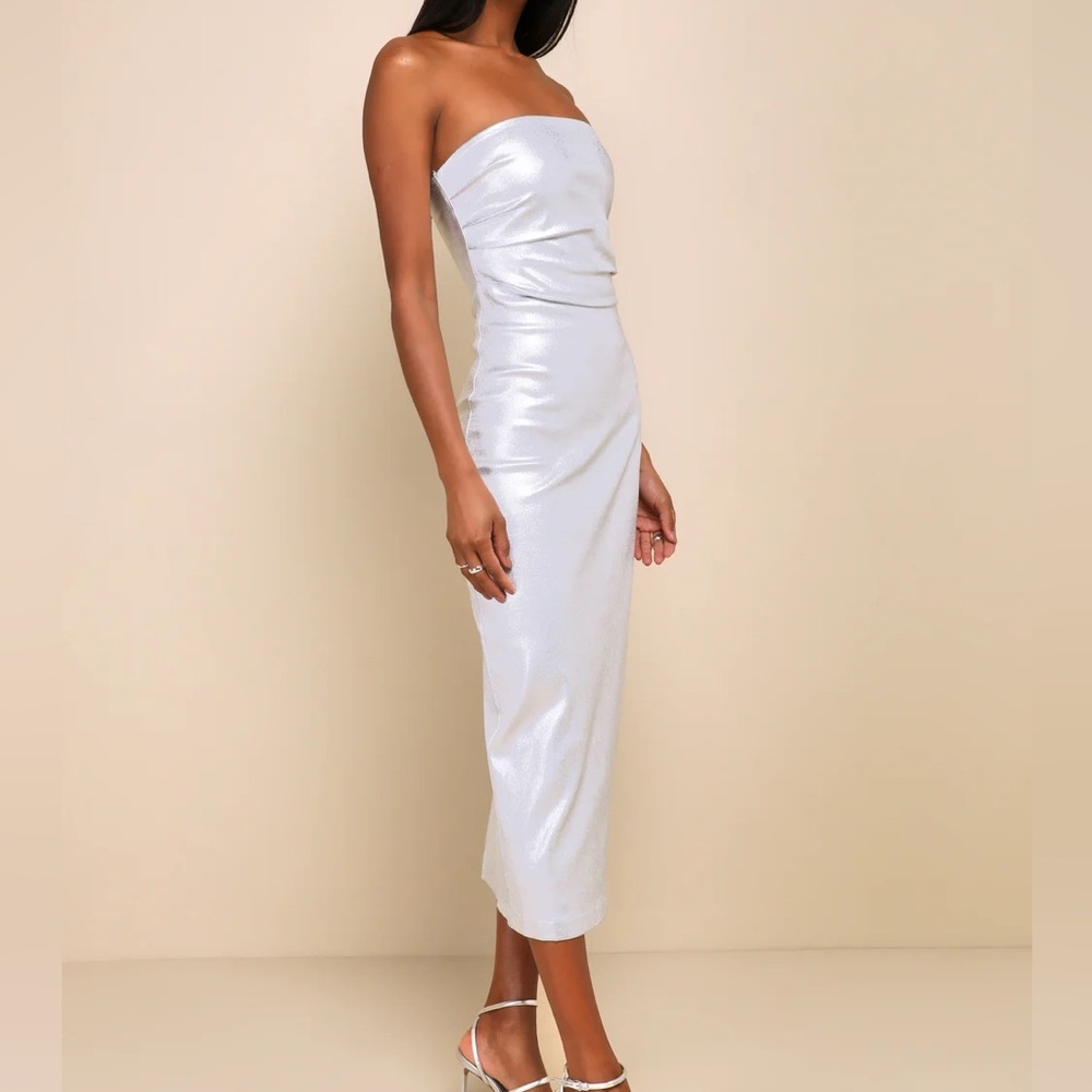 Silver Lulus midi metallic dress size medium